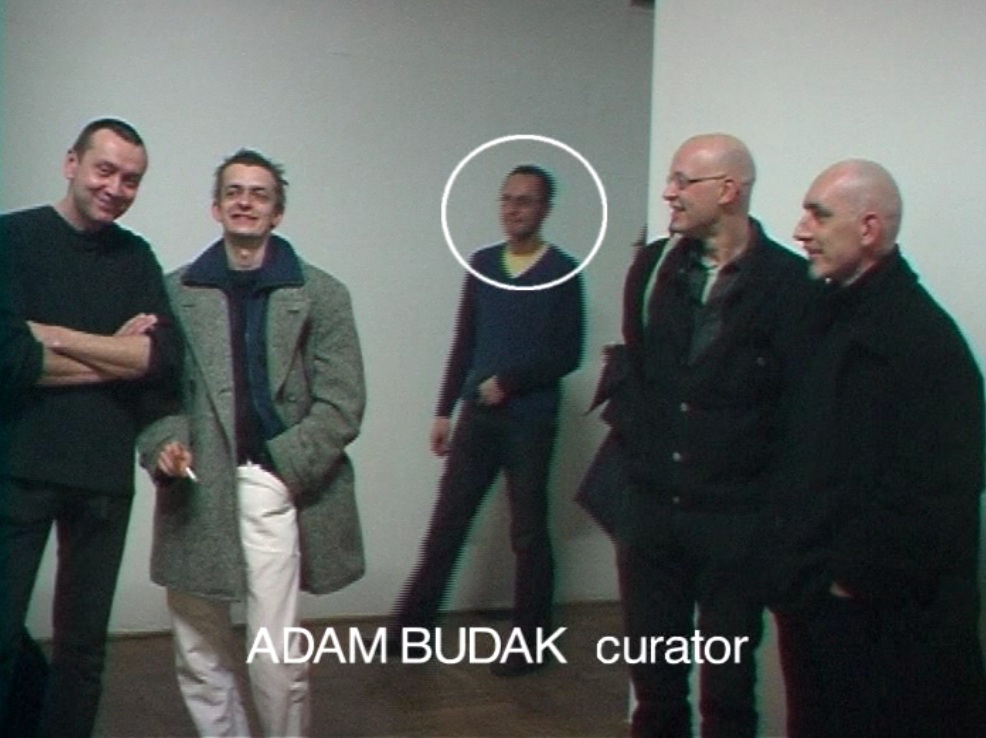 Azorro, //Portret z kuratorem//, 2002, wideo
