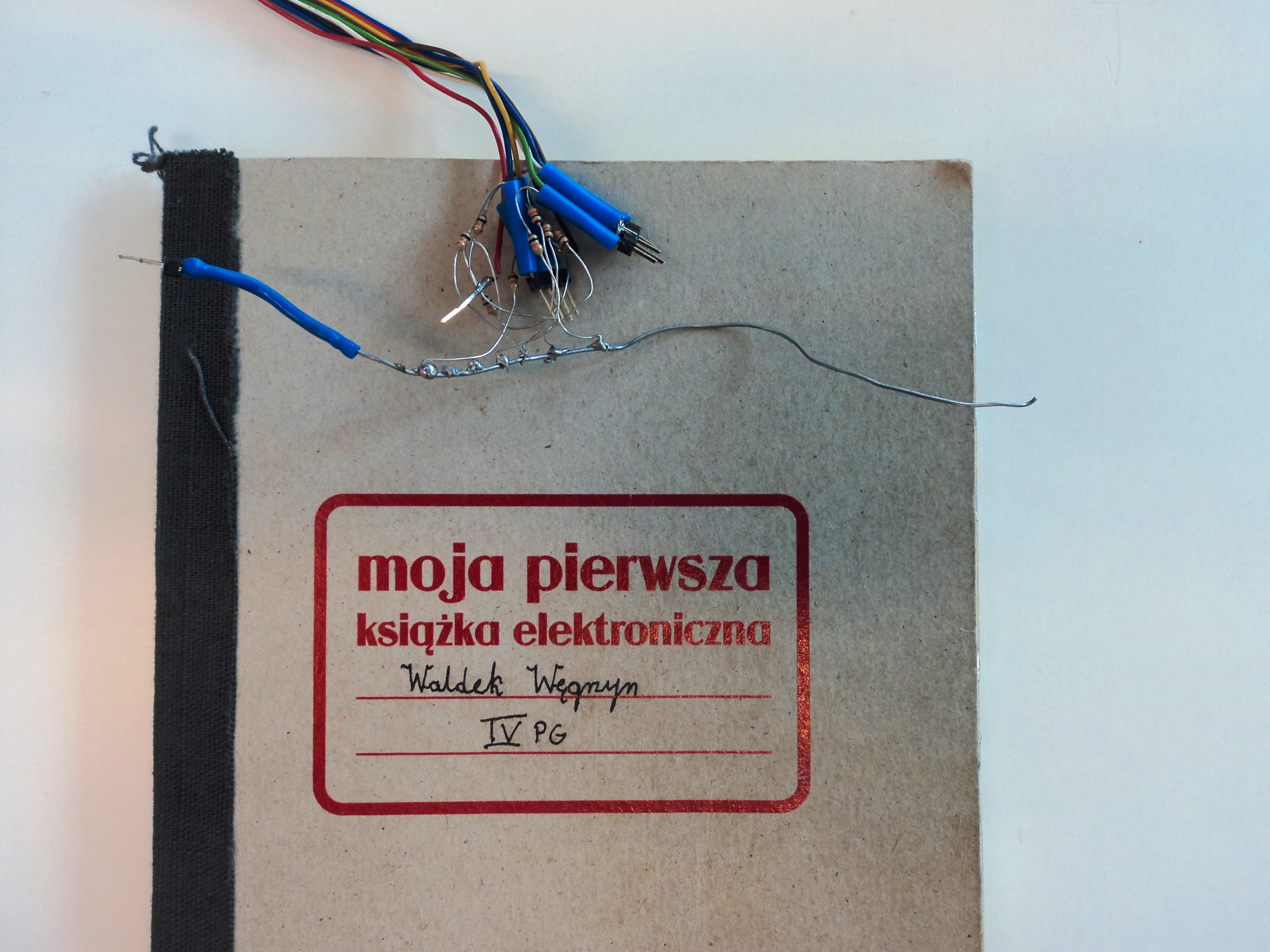 Waldemar Węgrzyn, //Moja pierwsza książka elektroniczna//, 2011, wydawnictwo elektroniczne [prototyp]