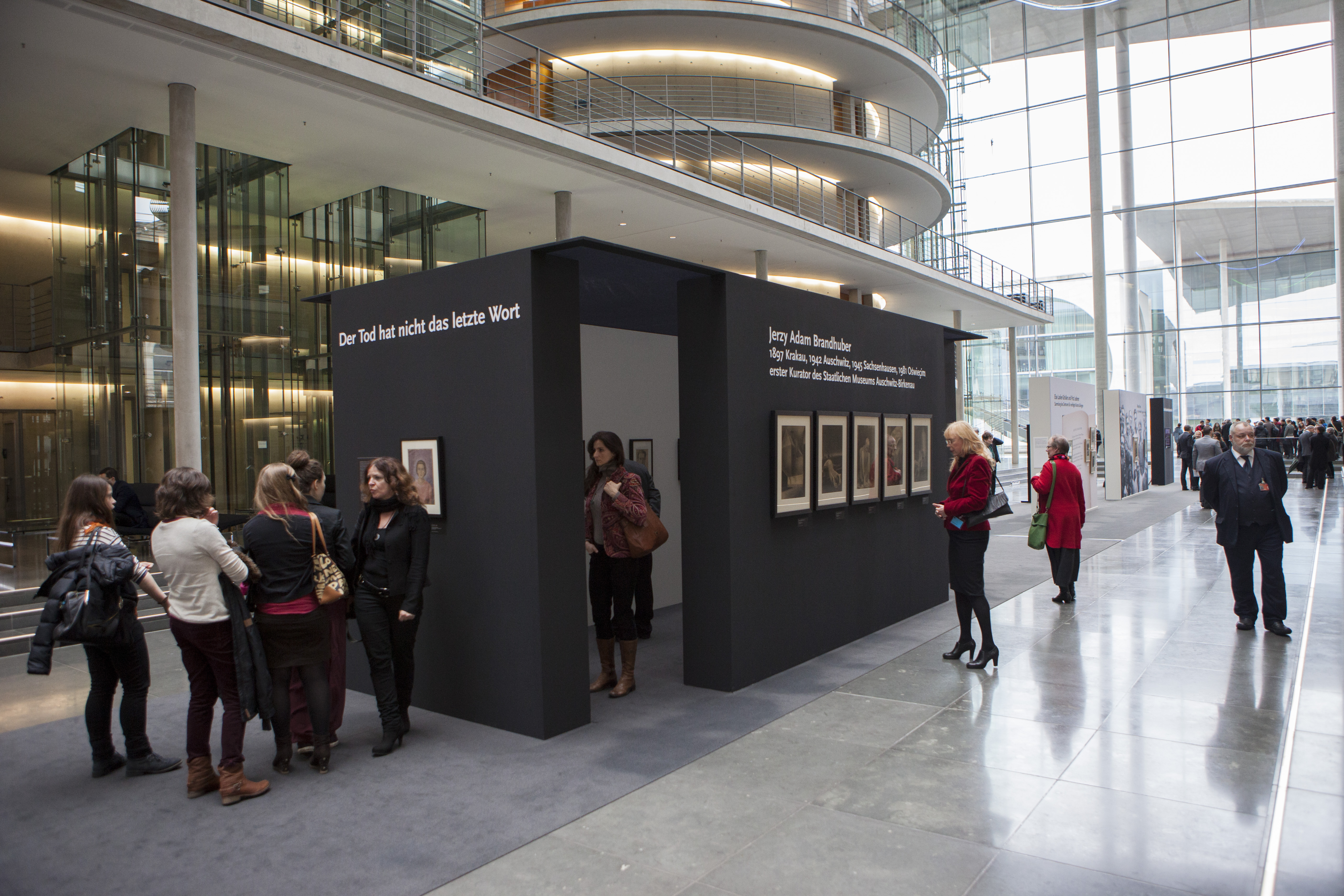 Otwarcie wystawy //Śmierć nie ma ostatniego słowa//, Bundestag, Paul-Löbe-Haus, 27.1.2015, courtesy of Deutscher Bundestag/ Julia Nowak