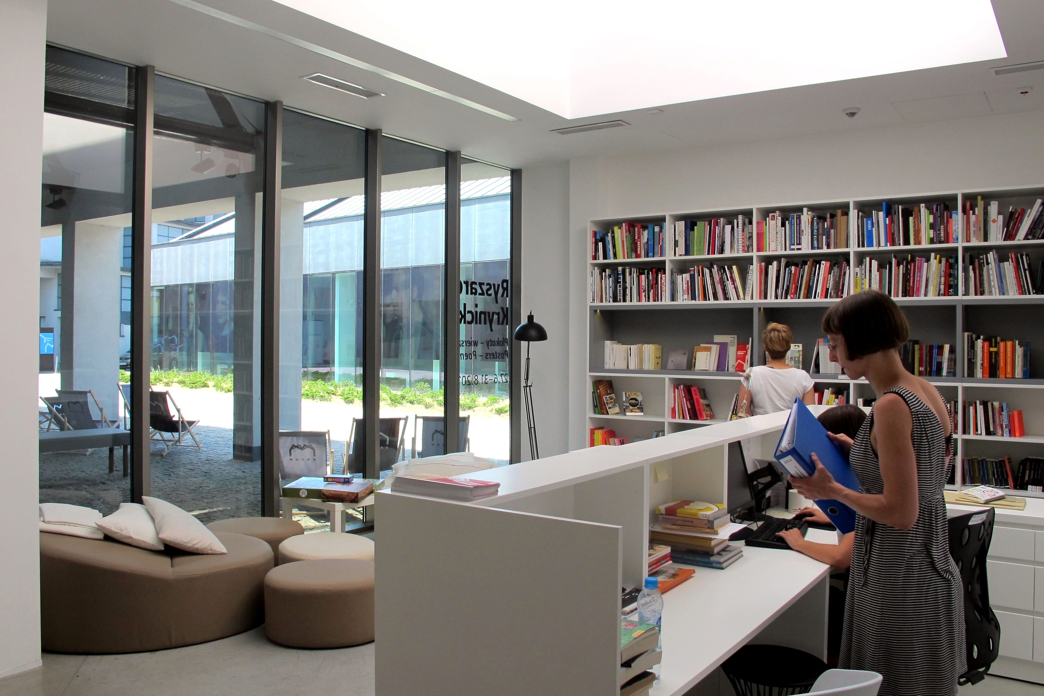 Biblioteka MOCAK-u, fot. Rafał Sosin