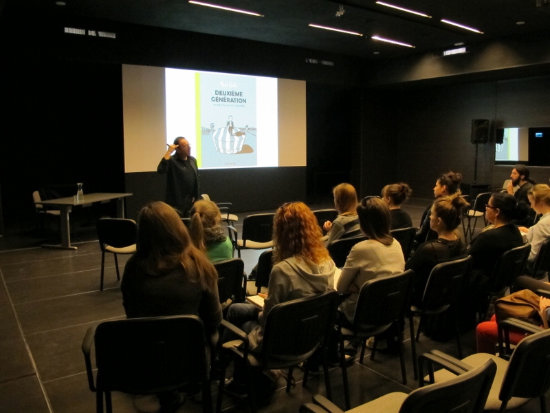 Spotkanie z Michelem Kichką, sala audiowizualna