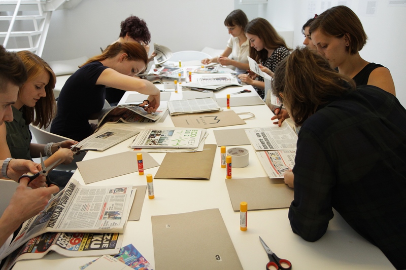 //Lektury wizualne: Telegram//, 2.8.2015, Biblioteka MOCAK-u