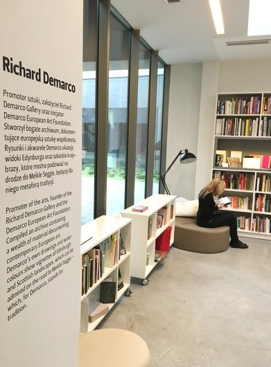 MOCAK Library