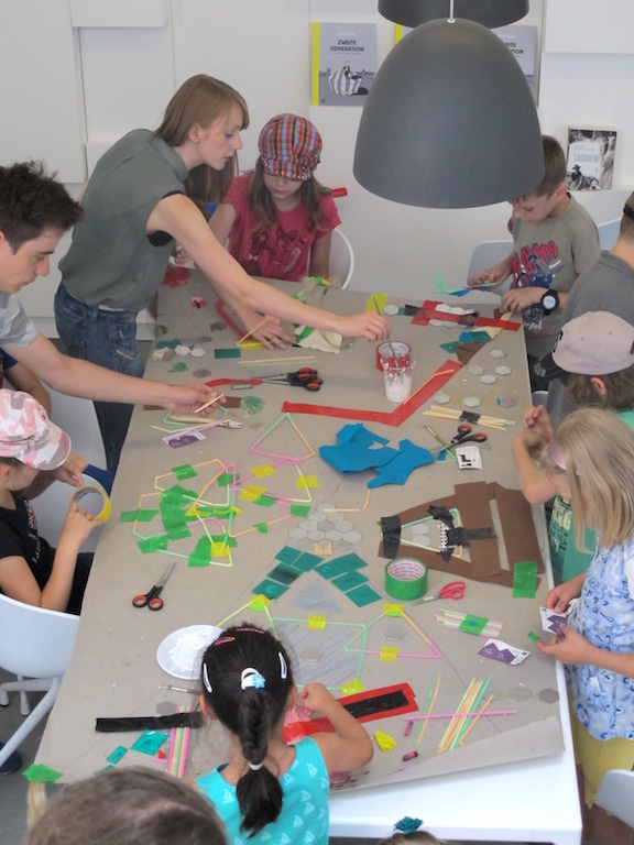 Zajęcia //Materiały współczesnego artysty//, 16.7.2015, Biblioteka MOCAK-u