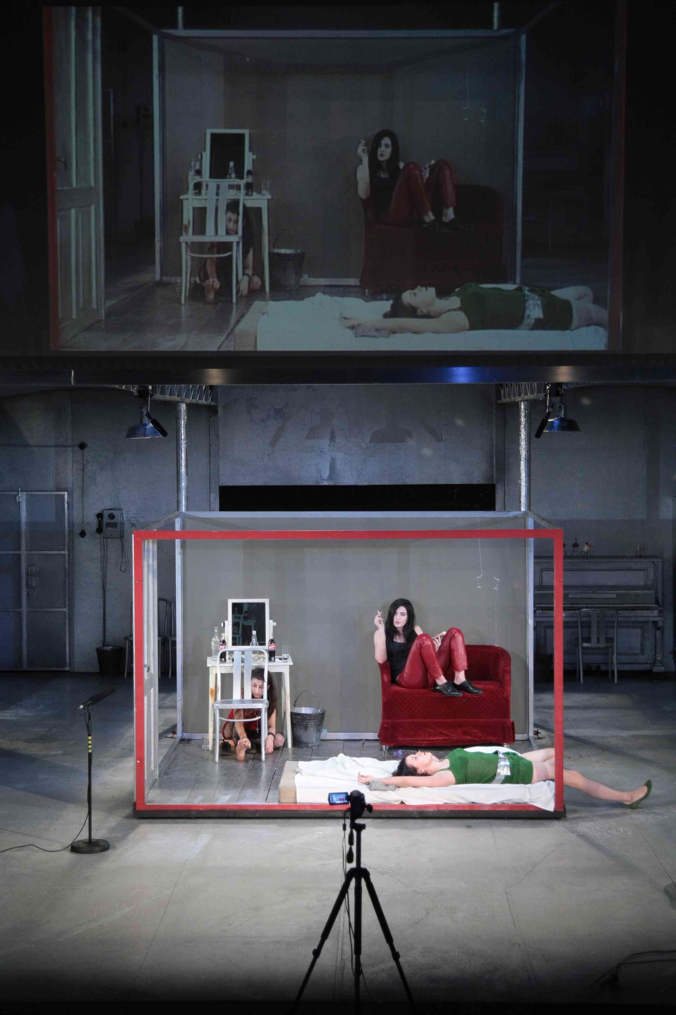 Performance //Factory 2//, photo: Krzysztof Bieliński, Stary Theatre Archive
