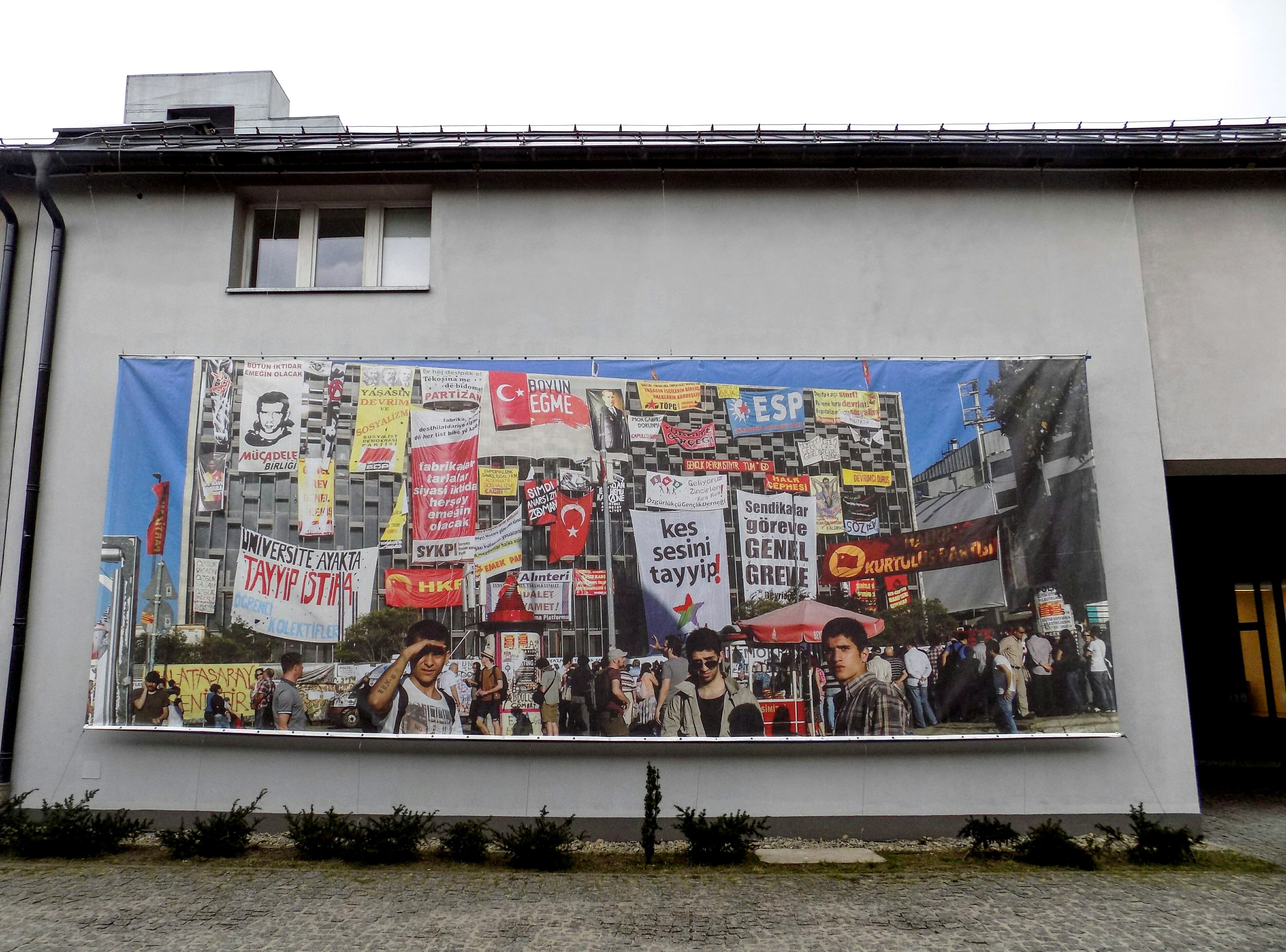 Halil Altindere, //Plac Taksim, czerwiec 2013//, 2014