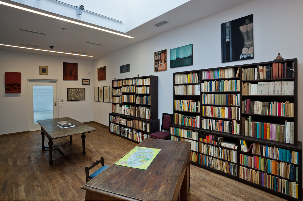 Biblioteka Mieczysława Porębskiego