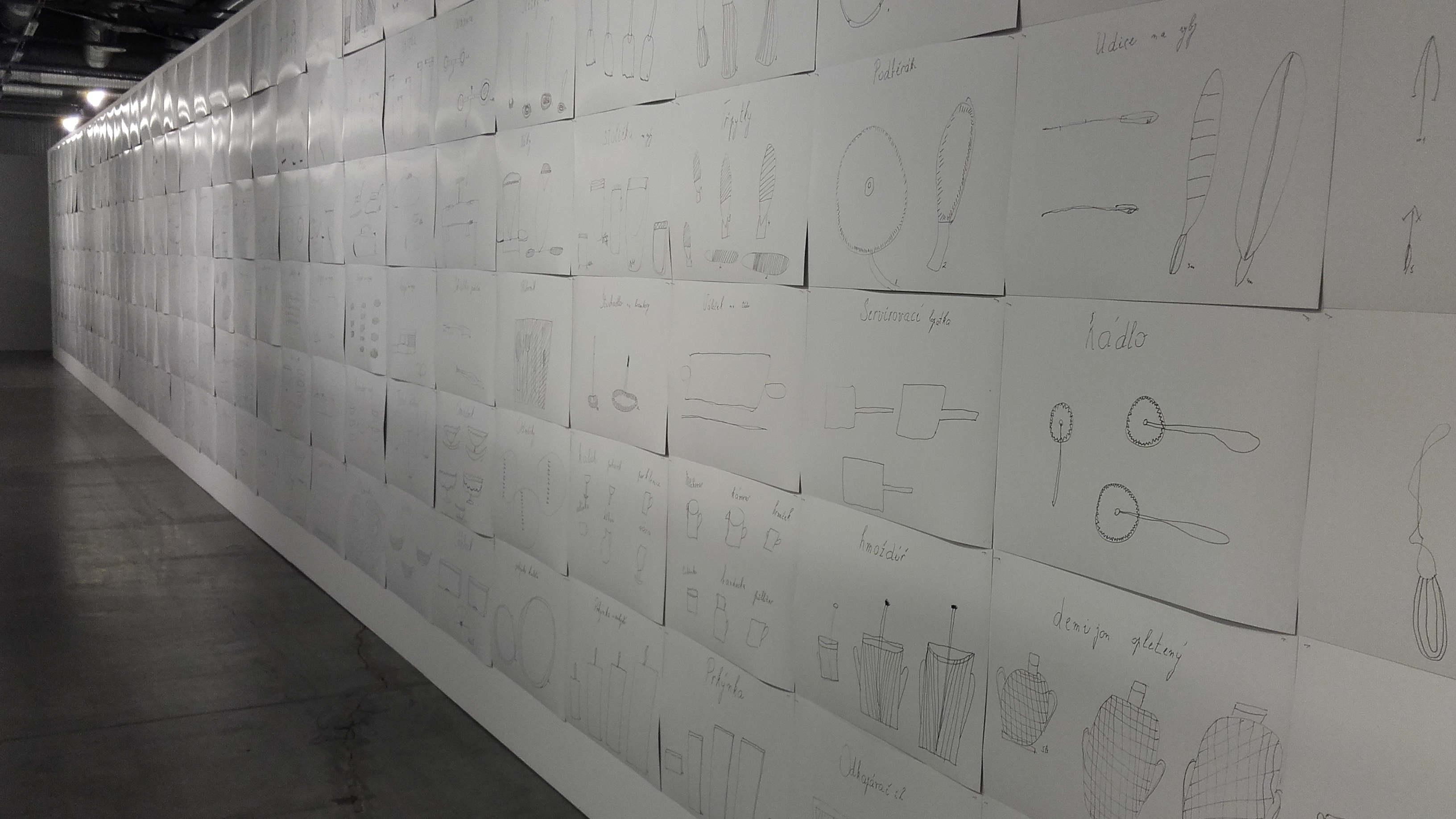Kateřina Šeda, //It Doesn’t Matter//, 2005, installation, ArtVilnius'16