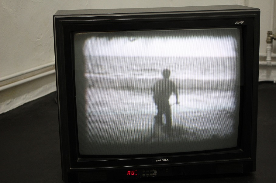 David Horvitz, //Nowo odkryty film Basa Jana Adera//, 2006, wideo, courtesy D. Horvitz & Chert, Berlin