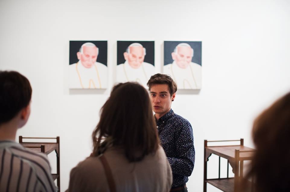 Wystawa Kolekcji MOCAK-u,  w tle prace Rafała Bujnowskiego, fot. Marcin Świdziński