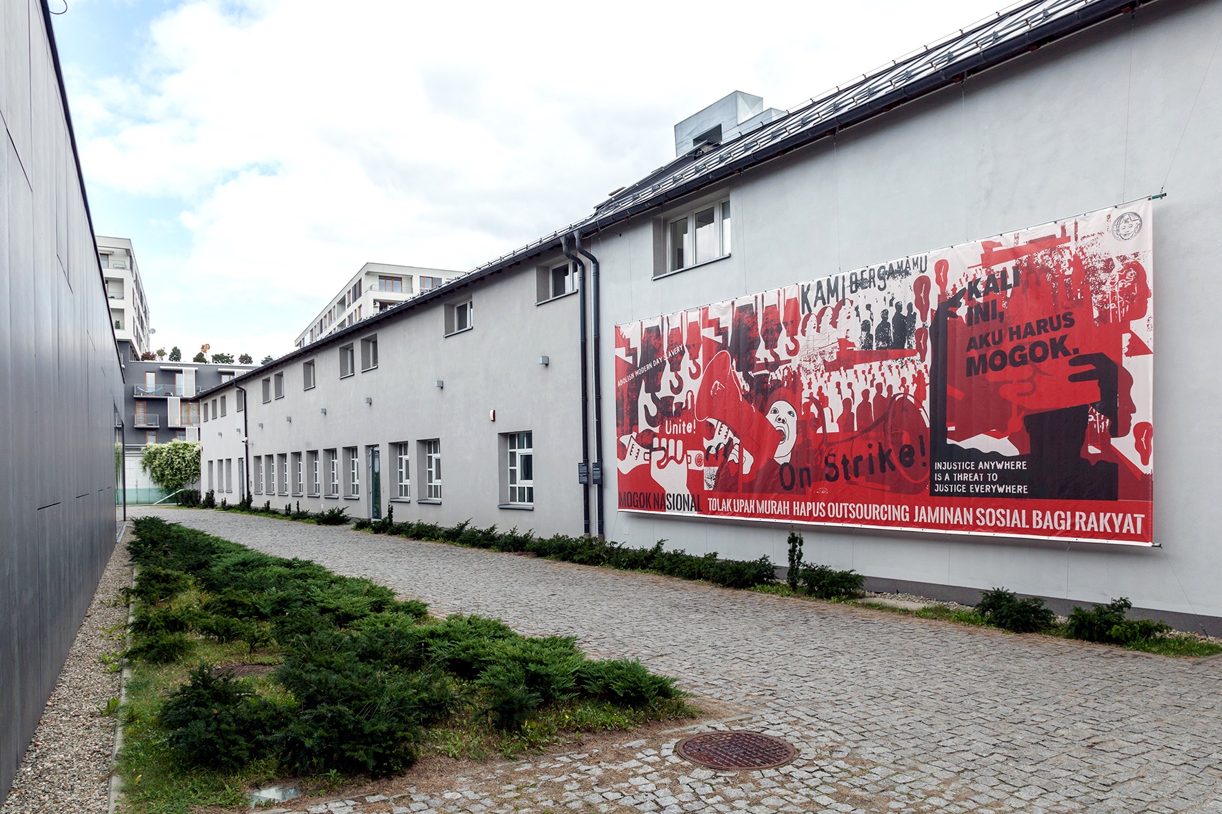 Nobodycorp. Internationale Unlimited, //Mogok Nasional (Strajk generalny)//, 2014, fot. Rafał Sosin