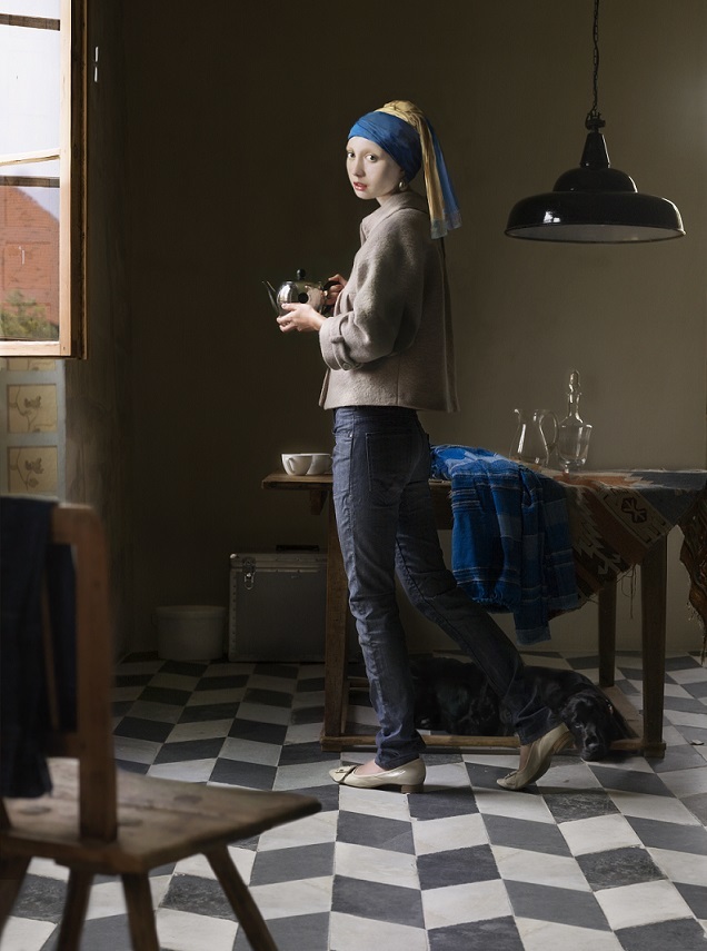 Dorothee Golz, //Dziewczyna z perłą  (Der Perlenohrring)//, z cyklu //Cyfrowe obrazy (Digitale Gemalde)//, 2009, fotografia, courtesy D. Golz, Charim Galerie 