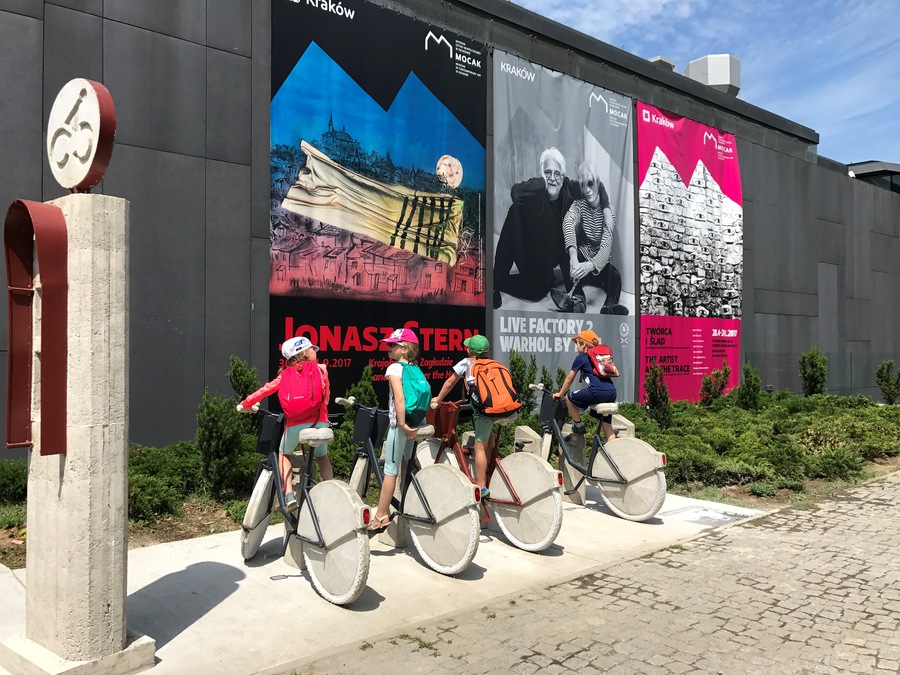 Leopold Kessler, //Surrogate City Bike Station / MOCAK 2015//, Kolekcja MOCAK-u