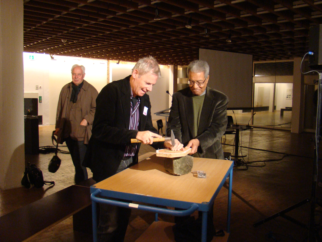 Harry Ruhé and Ben Patterson are putting the last nails in the coffin of the institutionalisation of Fluxus. During the conference in preparation of FLUXUS HEUTE, Academy of Fine Arts, Hanseatenweg, 22 October 2011, photo: Franziska Arsand