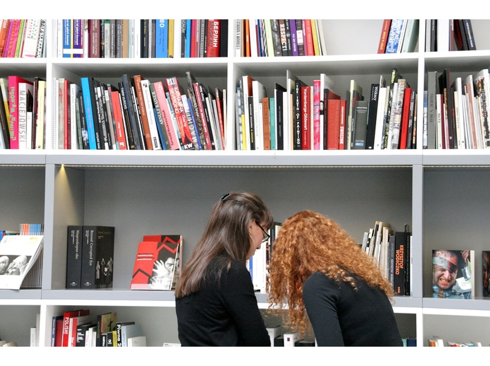 MOCAK Library