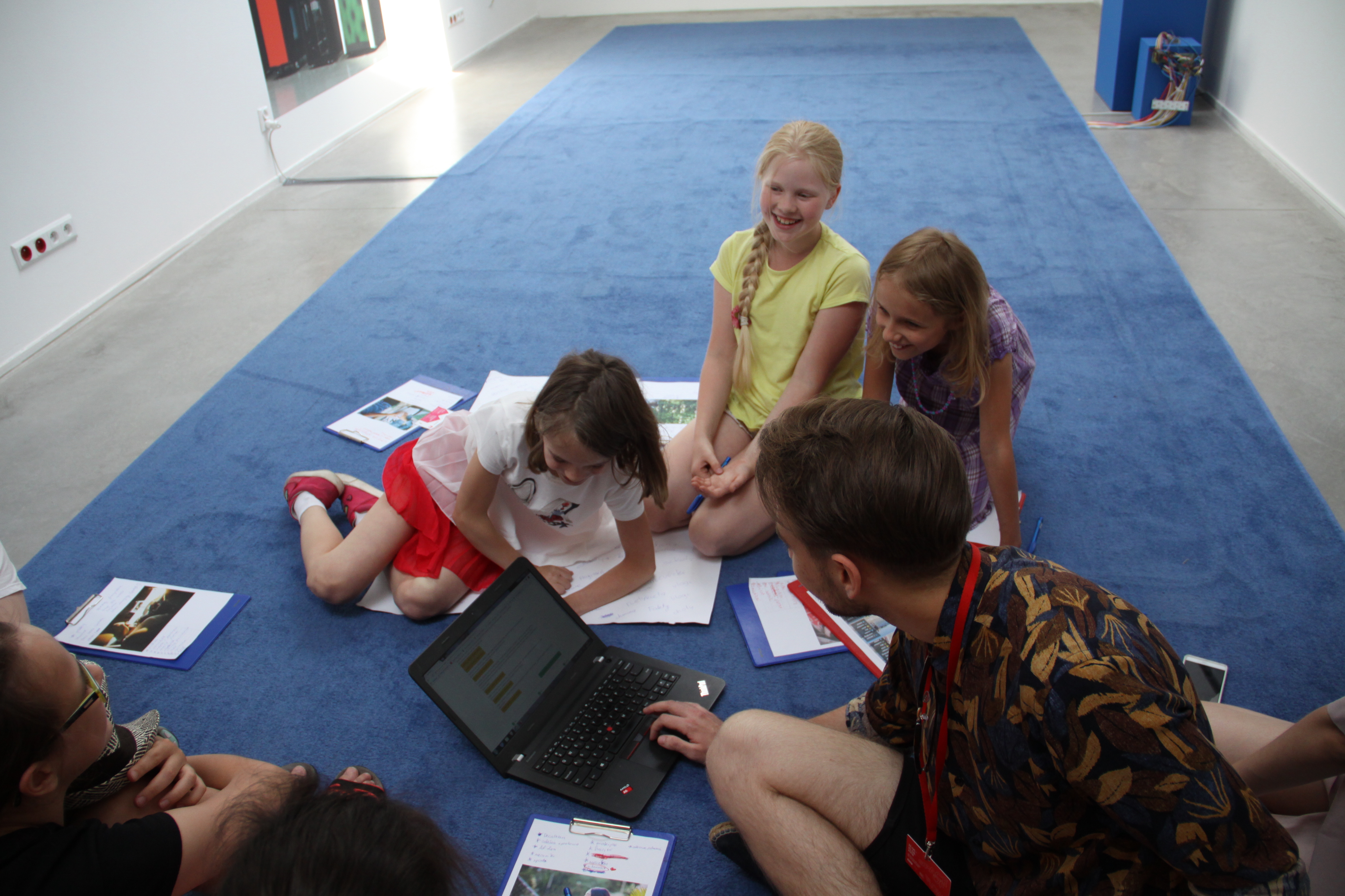 Warsztaty inspirowane wystawą Salvatore Vitalego //Nieuchwytny dźwięk. Odkrywanie wirtualnego//, 9.6.2018, fot. K. Nieniewska