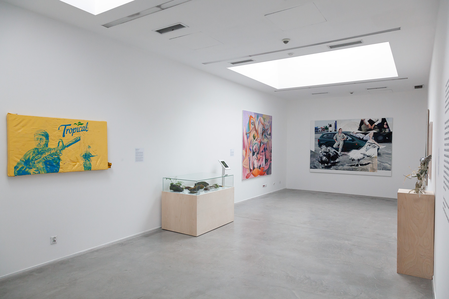 //Award of the Vordemberge-Gildewart Foundation 2018// exhibition. From left, works by: Sebastian Krok, Diana Lelonek, Kamil Kukla, Agata Kus, Maciej Salamon, photo: R. Sosin