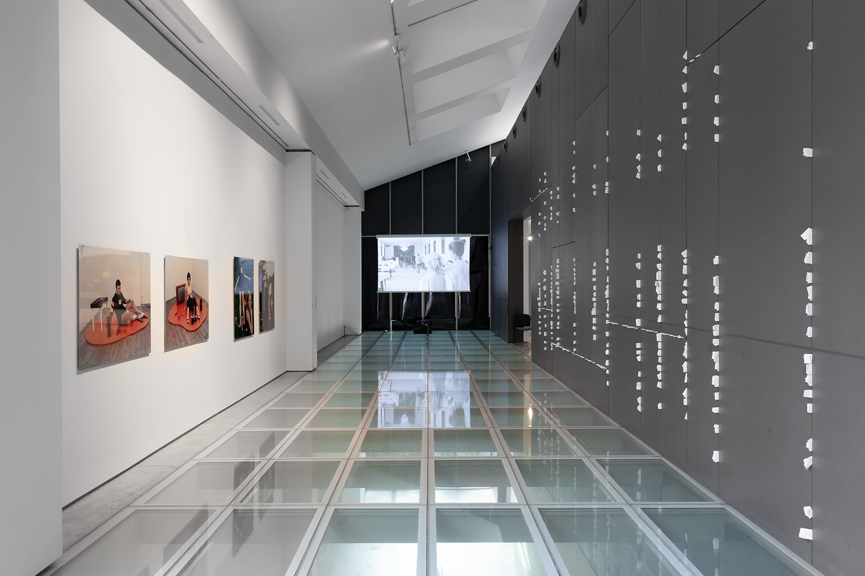 //Walking Wounded// exhibition, photo: Rafał Sosin