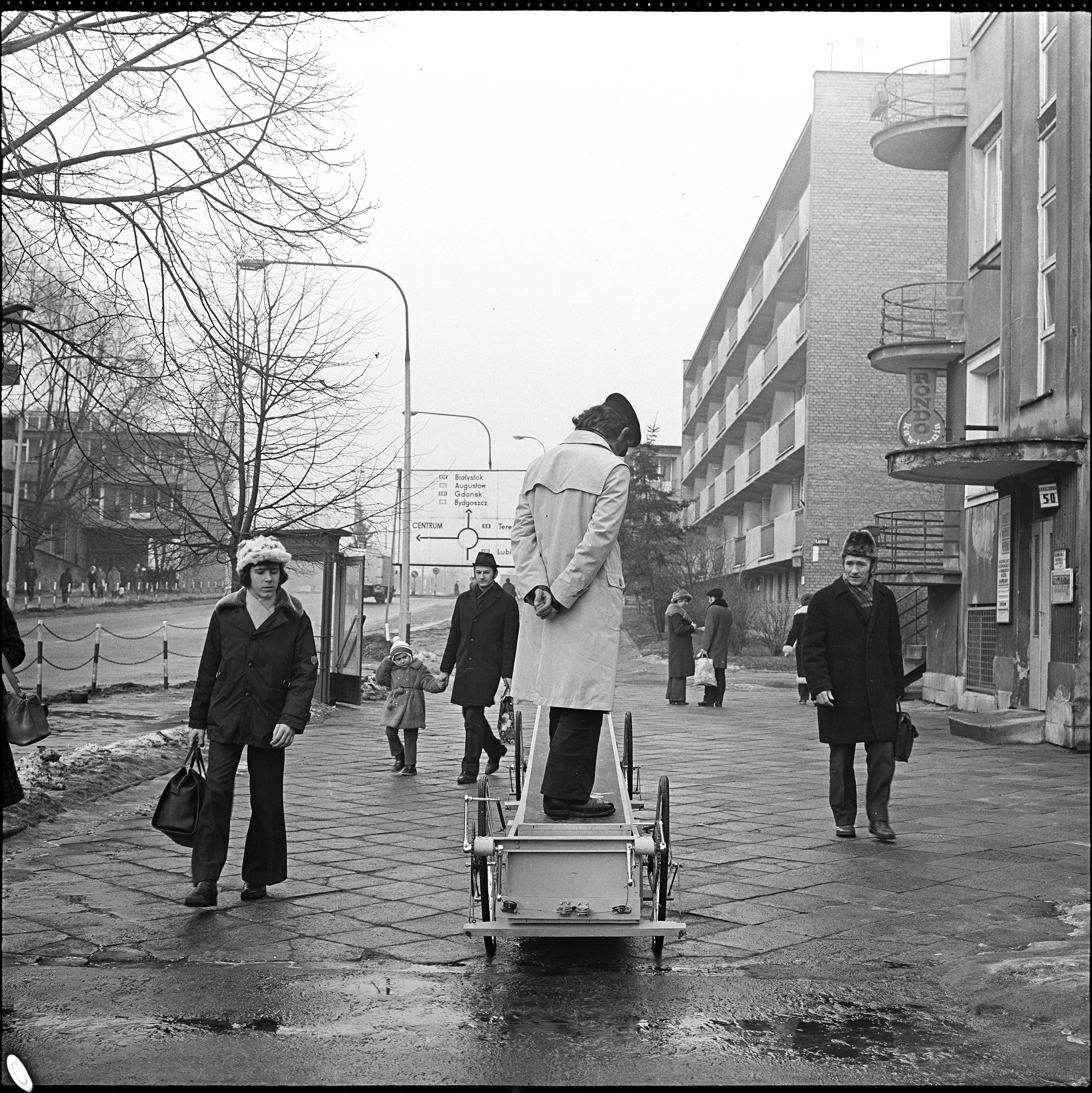 Krzysztof Wodiczko, //Vehicle I//, Warsaw, 1973, MOCAK Archive