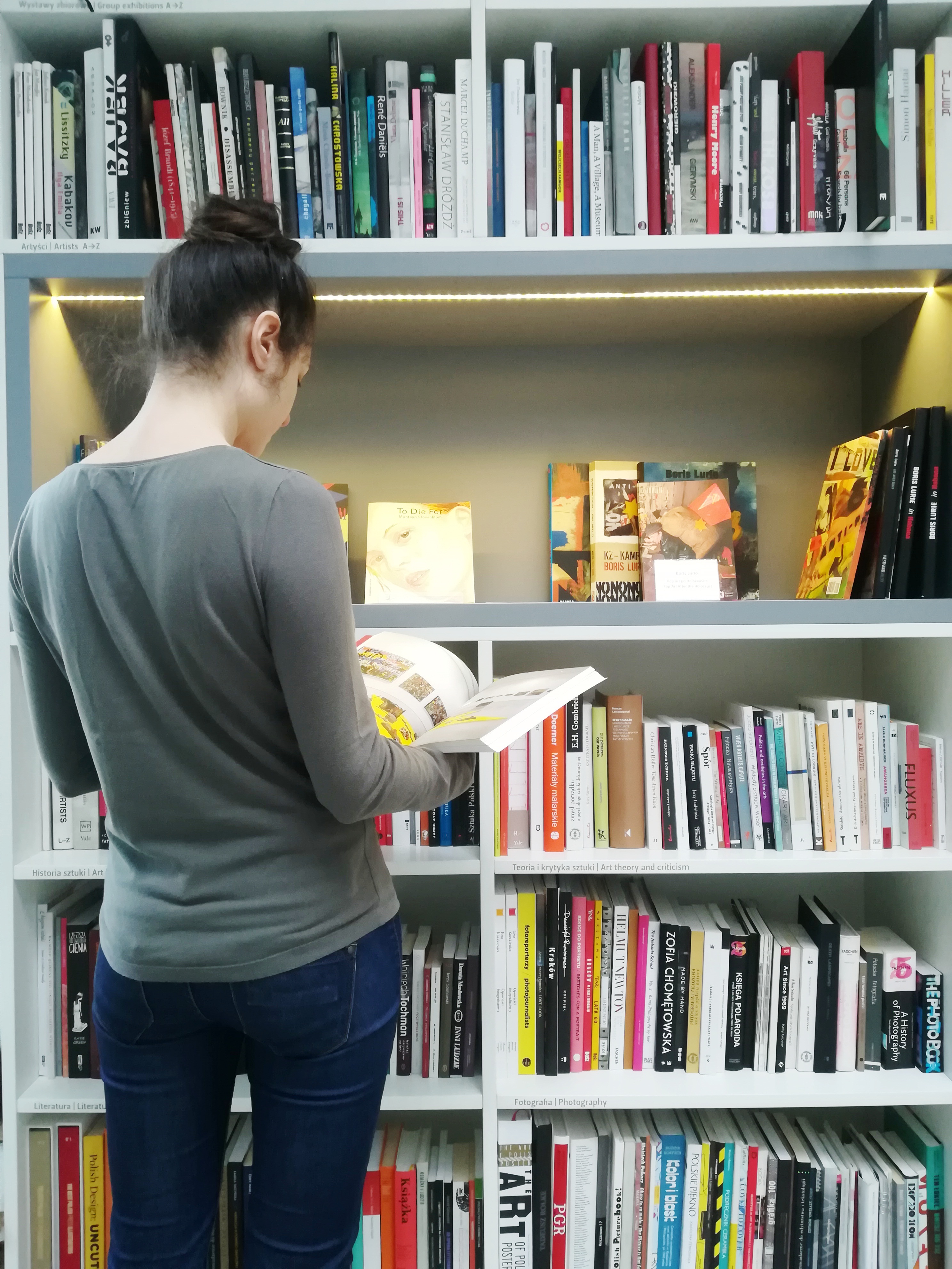 Biblioteka MOCAK-u, fot. M. Nikody