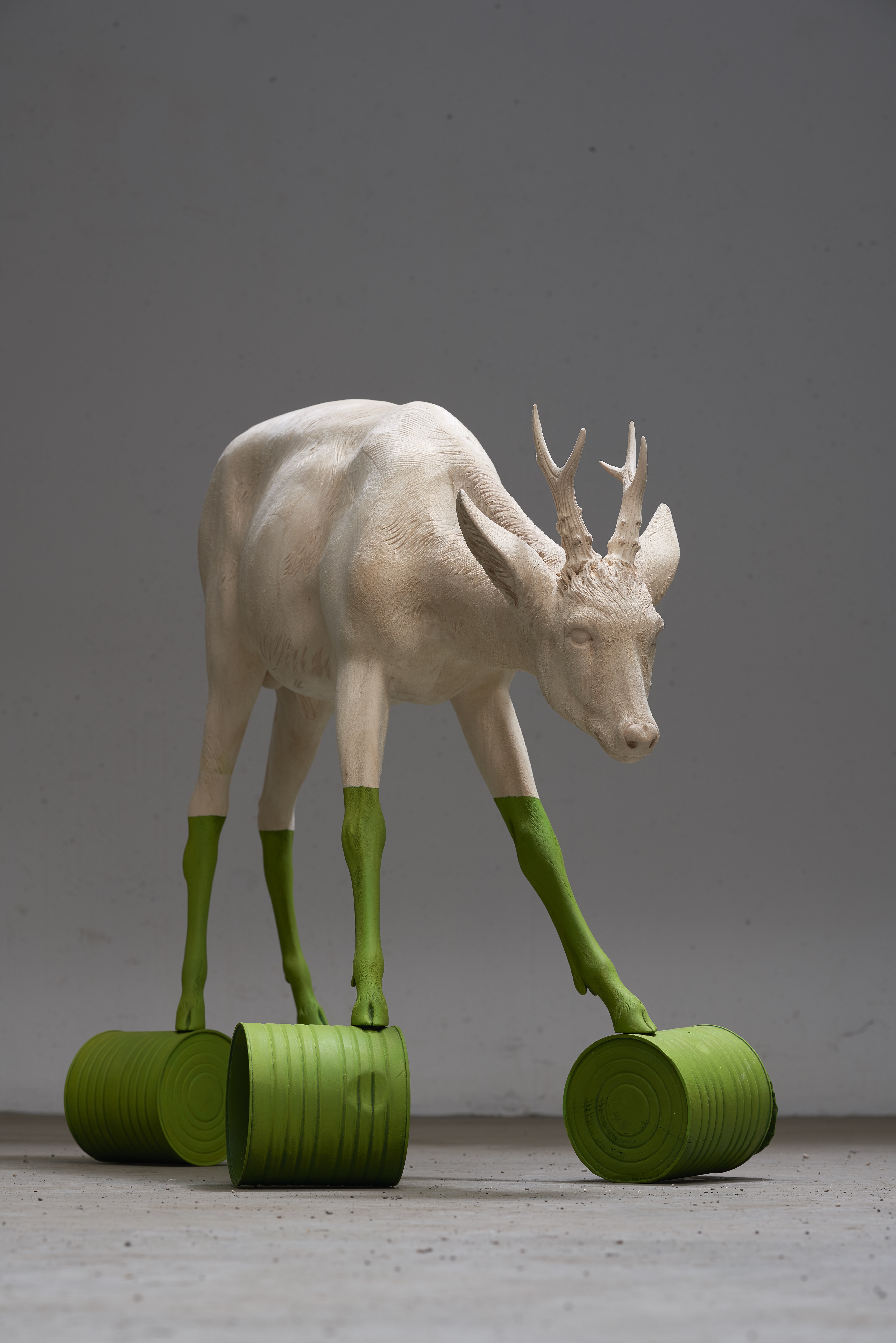 Willy Verginer, //Równowaga ekologiczna//¸ 2019, rzeźba, 90 × 125 × 60 cm, courtesy W. Verginer