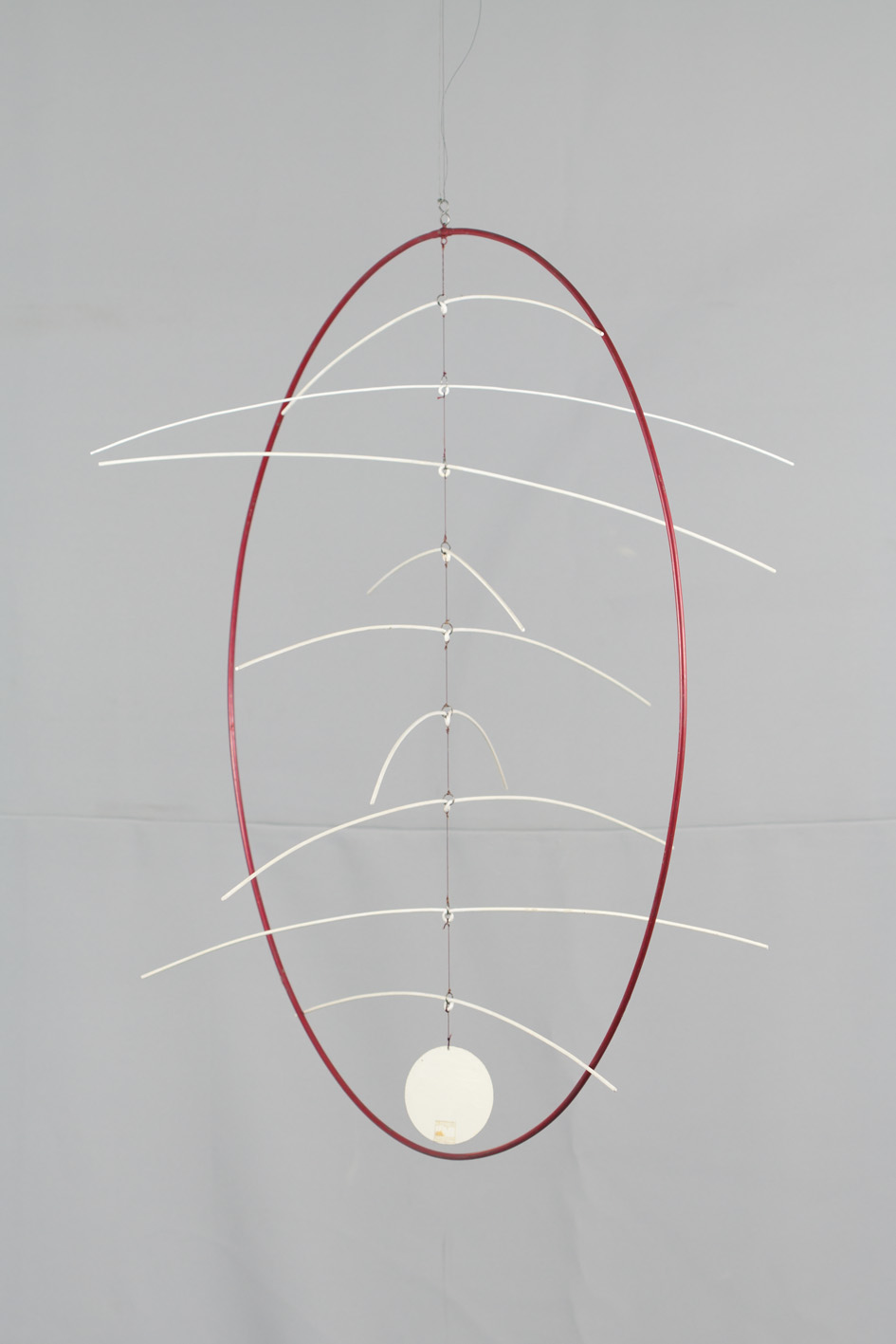 Marian Szulc, //W czerwonym kręgu//, rzeźba kinetyczna, ø 67 cm, Kolekcja MOCAK-u