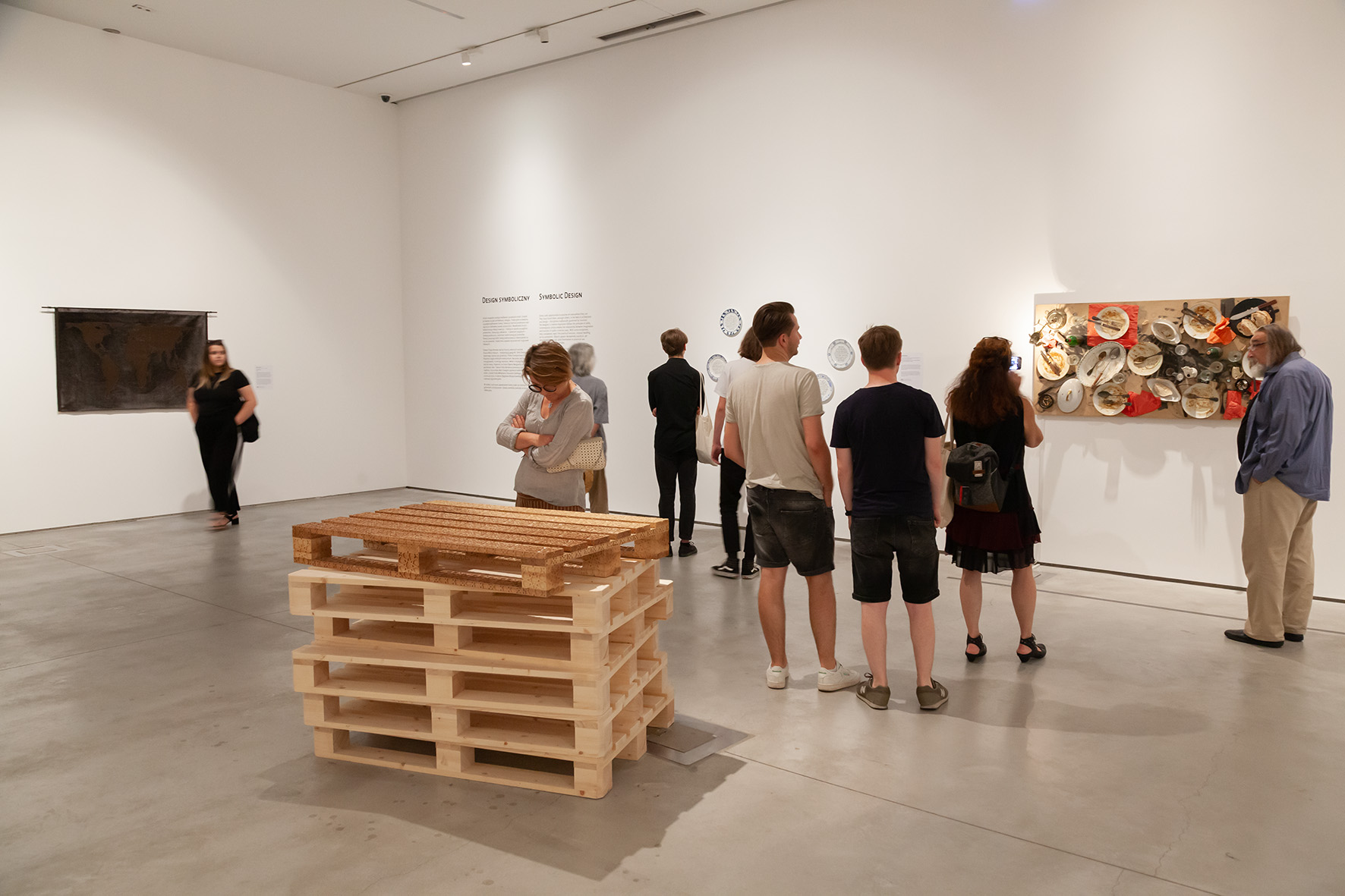 //Symbolic Design// (MOCAK Collection) exhibition. Foreground: Farid Rasulov, //Palette//, 2015, sculpture, 12 × 120 × 80 cm, MOCAK Collection. Photo: R. Sosin