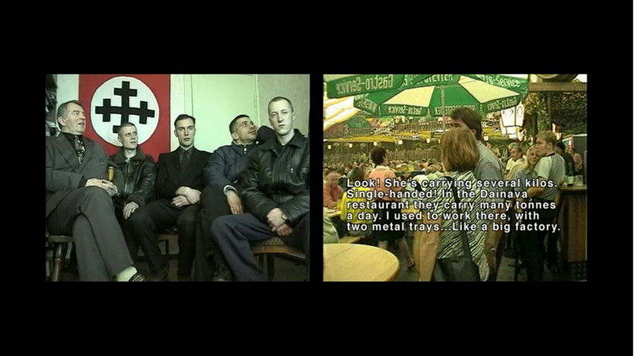 Artūras Raila, //Pod flagą//, 1999–2000, instalacja wideo, 19 min 57 s, Kolekcja MOCAK-u 
