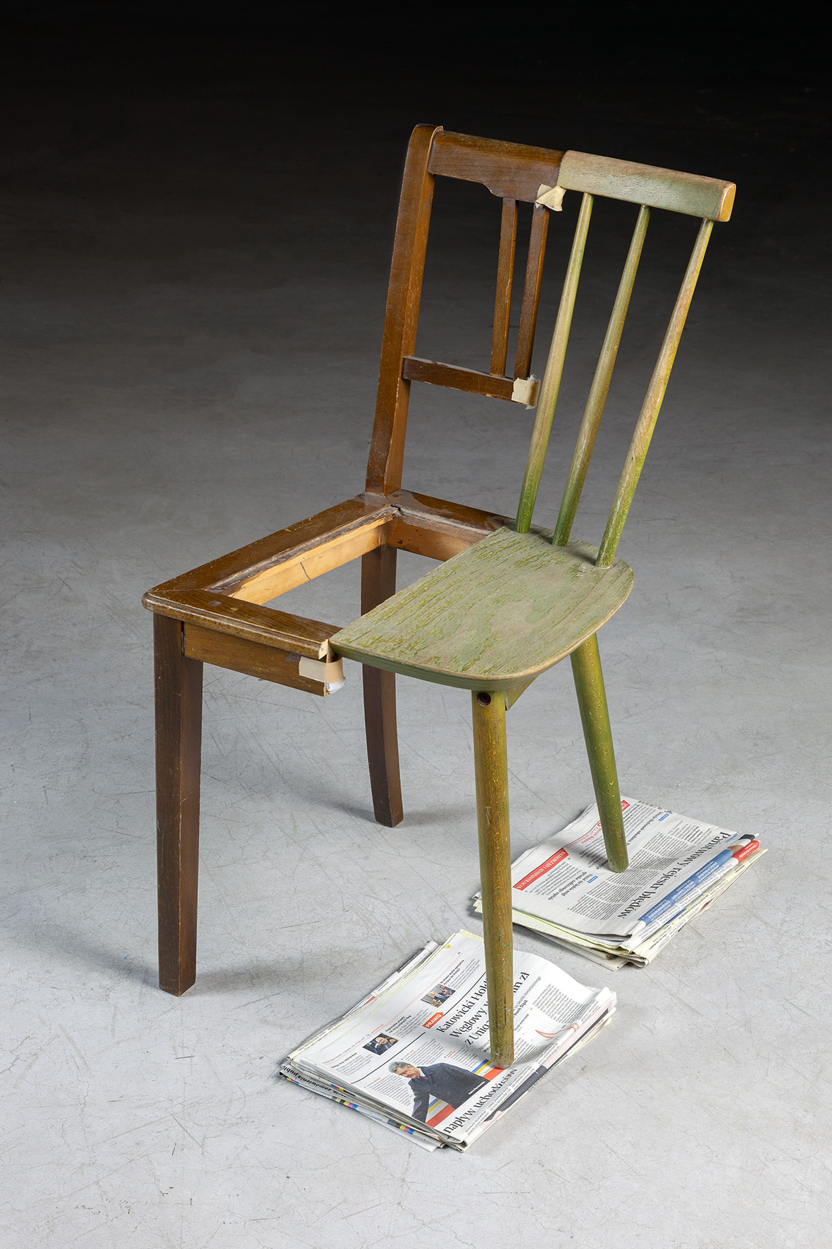 Jarosław Kozłowski, bez tytułu, z cyklu //Miękkie zabezpieczenie//, 2000, technika mieszana, 88 × 45 × 45 cm, Kolekcja MOCAK-u