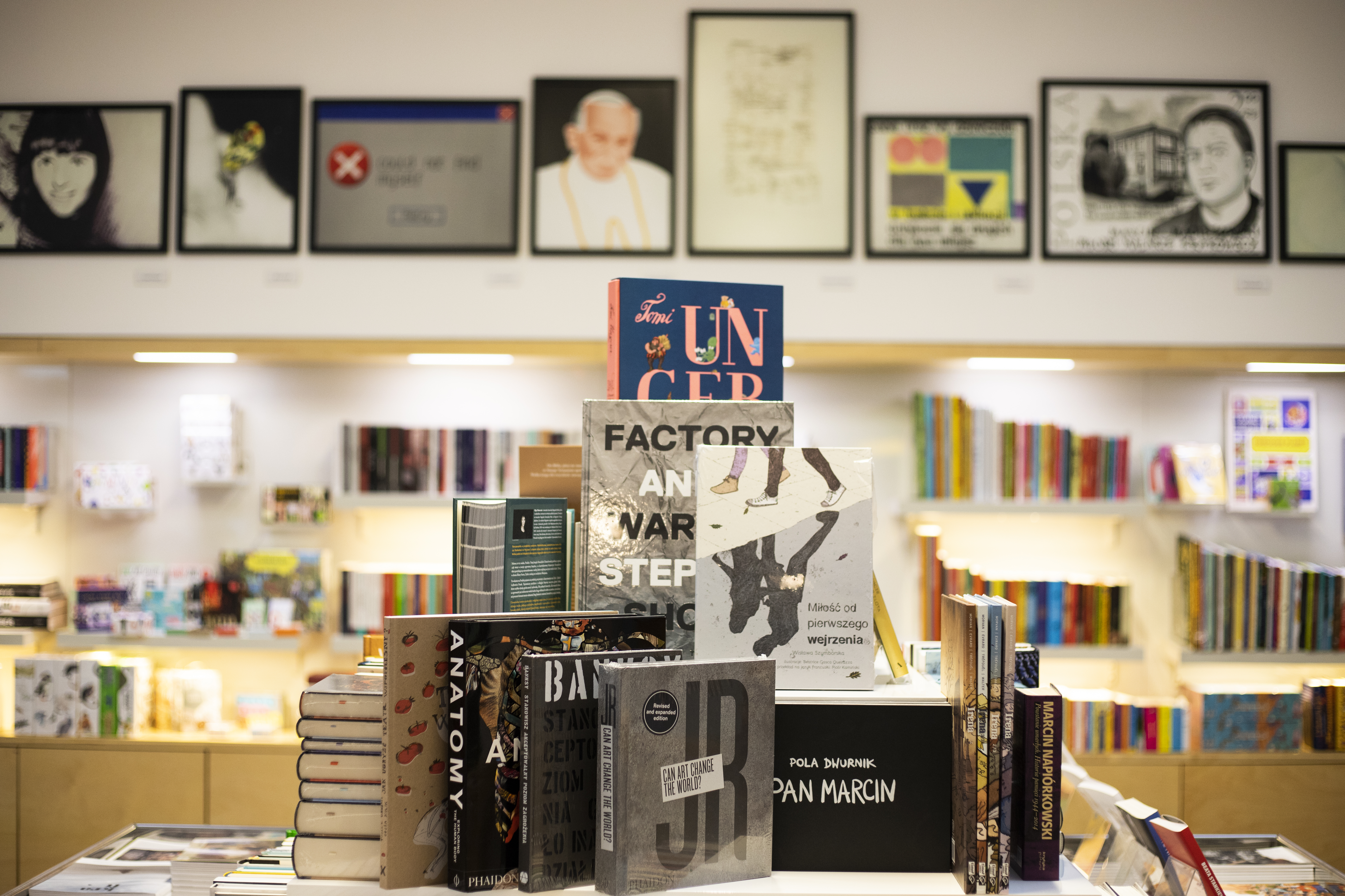 MOCAK Bookstore, fot. F. Gąsiorowski