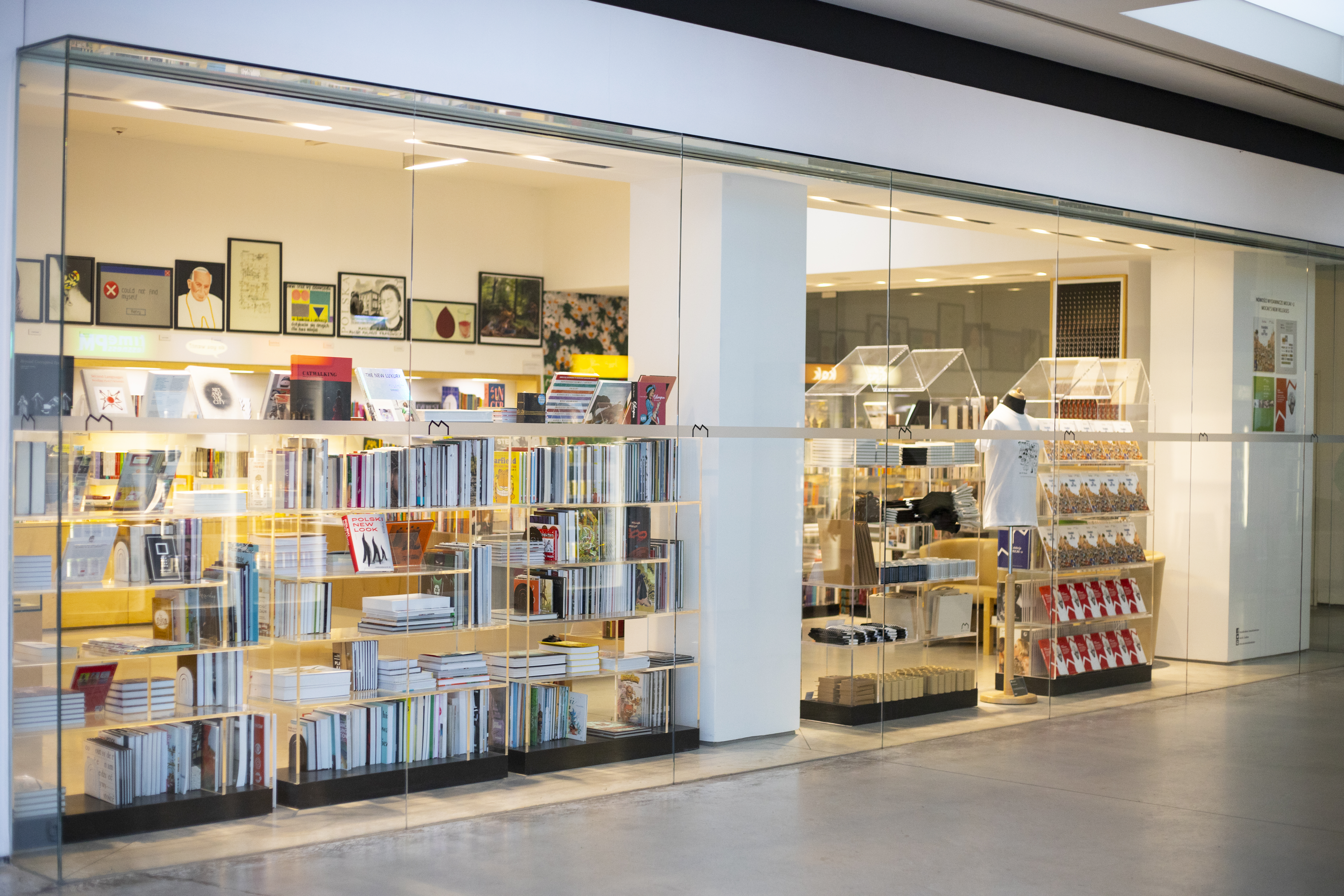 MOCAK Bookstore, fot. F. Gąsiorowski