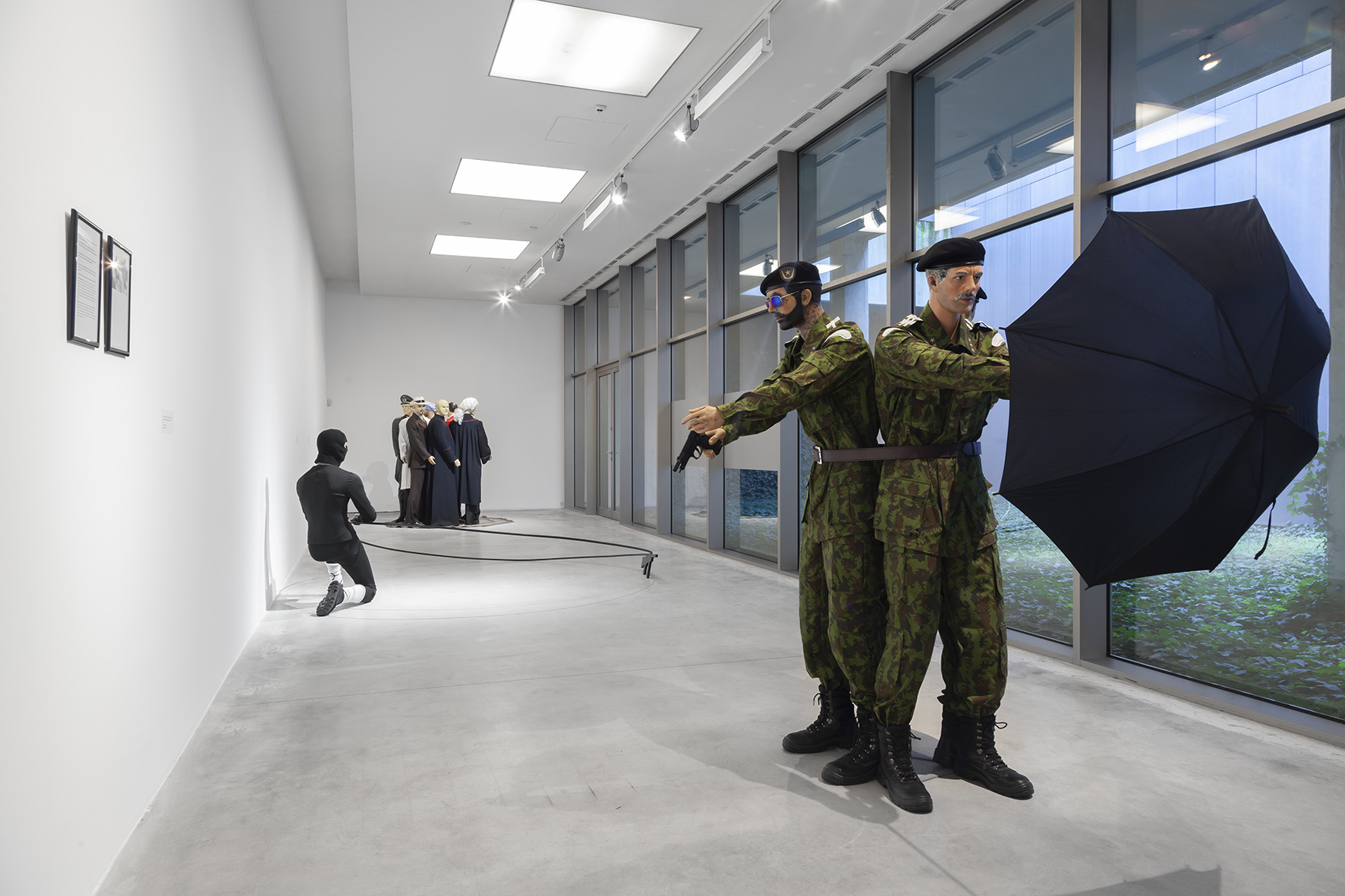 Marcin Berdyszak, //Wielorównaniowy model sprawy Iana Rossa Baughmana//, 2017, instalacja, courtesy M. Berdyszak