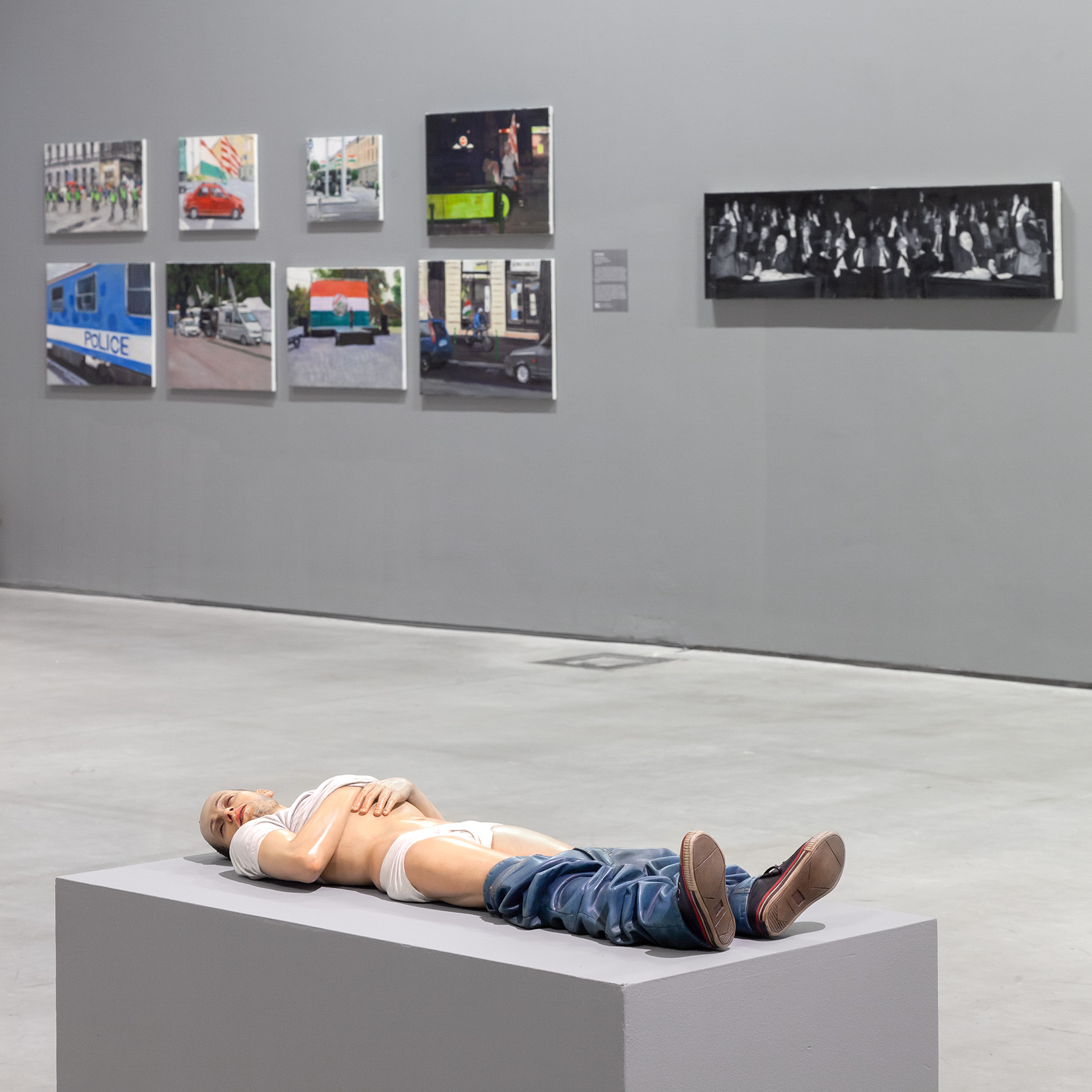 Reza Aramesh, //Action 135: May 8, 1945. 9:03 am, City of Setif, Algeria//, 2014, sculpture, MOCAK Collection