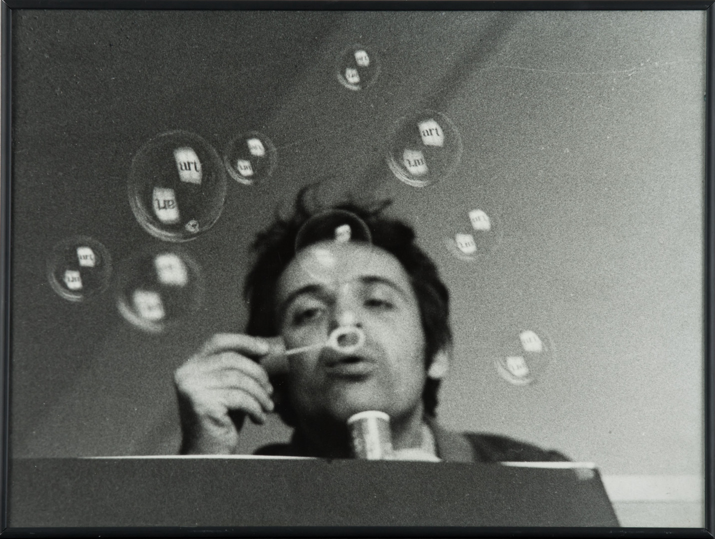 Géza Perneczky, z cyklu //Concepts like Commentary//, 1972, fotografia, 30,5 × 40,5 cm, Kolekcja MOCAK-u, © Géza Perneczky