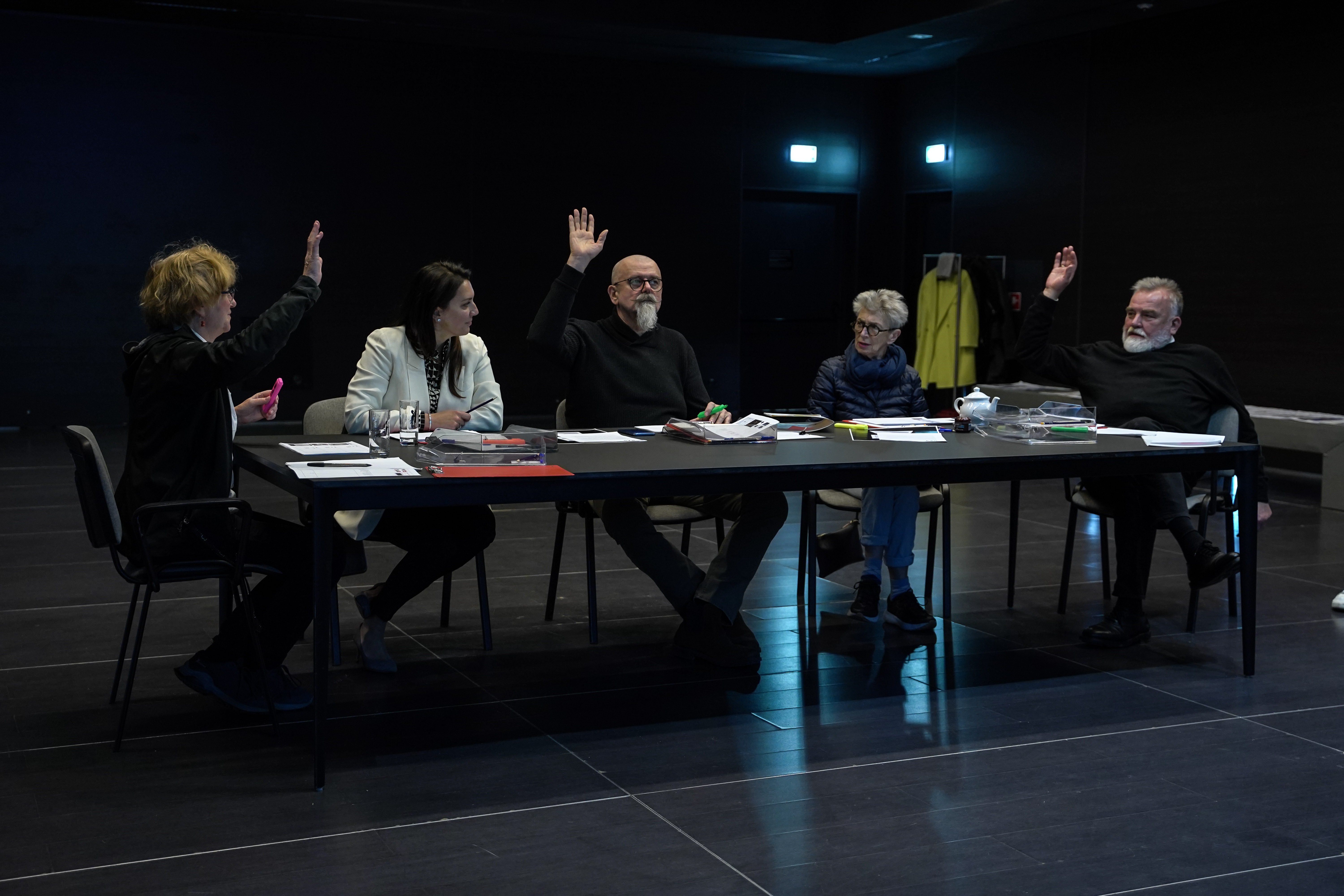 Jury w trakcie obrad konkursu OKNOPLAST FOR ART, fot. F. Gąsiorowski