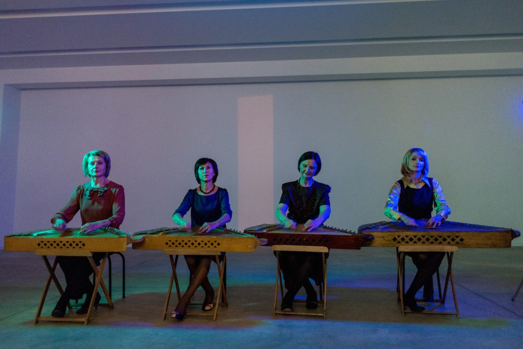 Lina Lapelytė, //Damy//, 2016, video