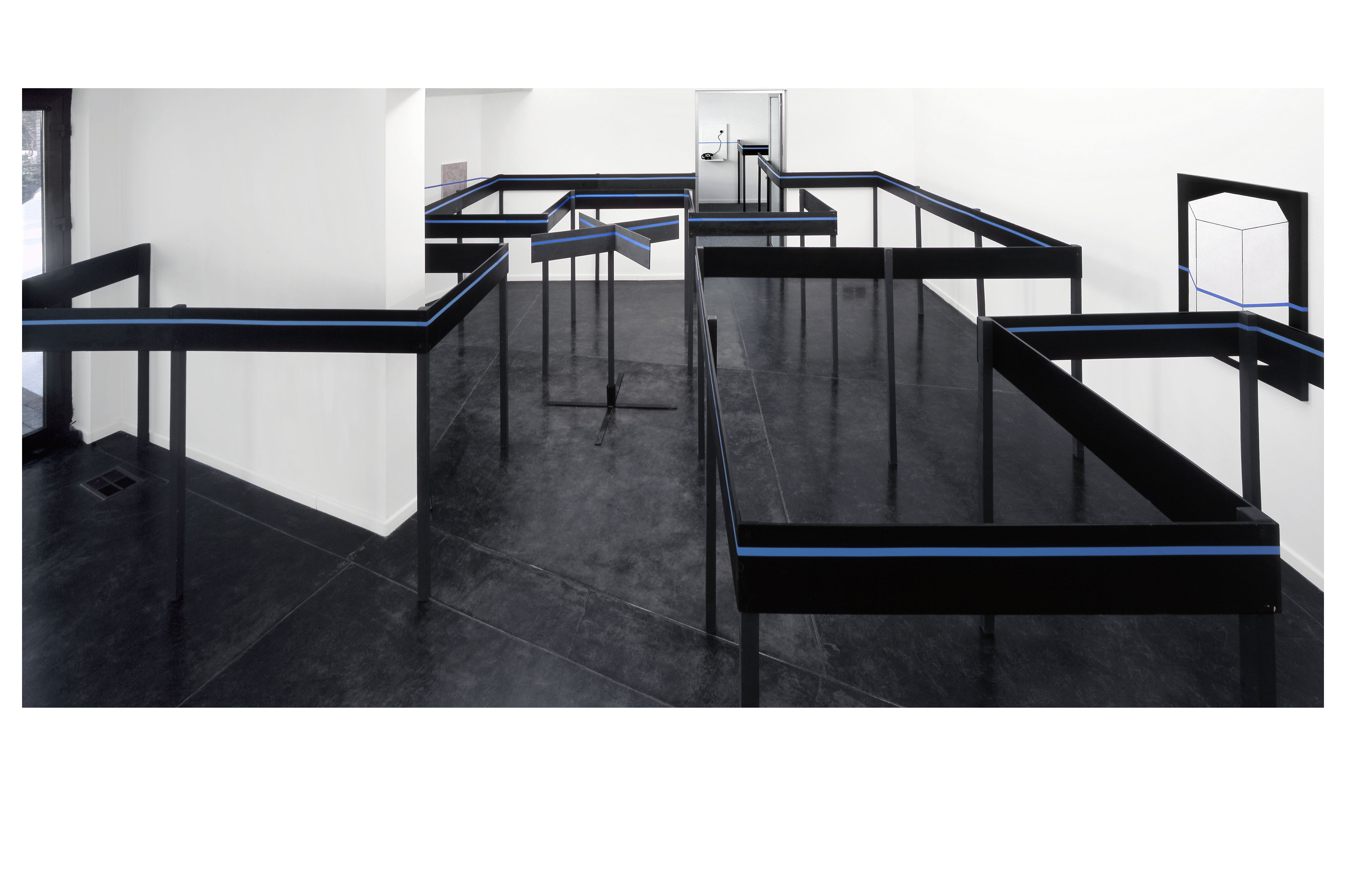 Edward Krasiński, //Labirynt//, 1987, instalacja, wymiary zmienne, kolekcja MOCAK-u, Marek Gardulski