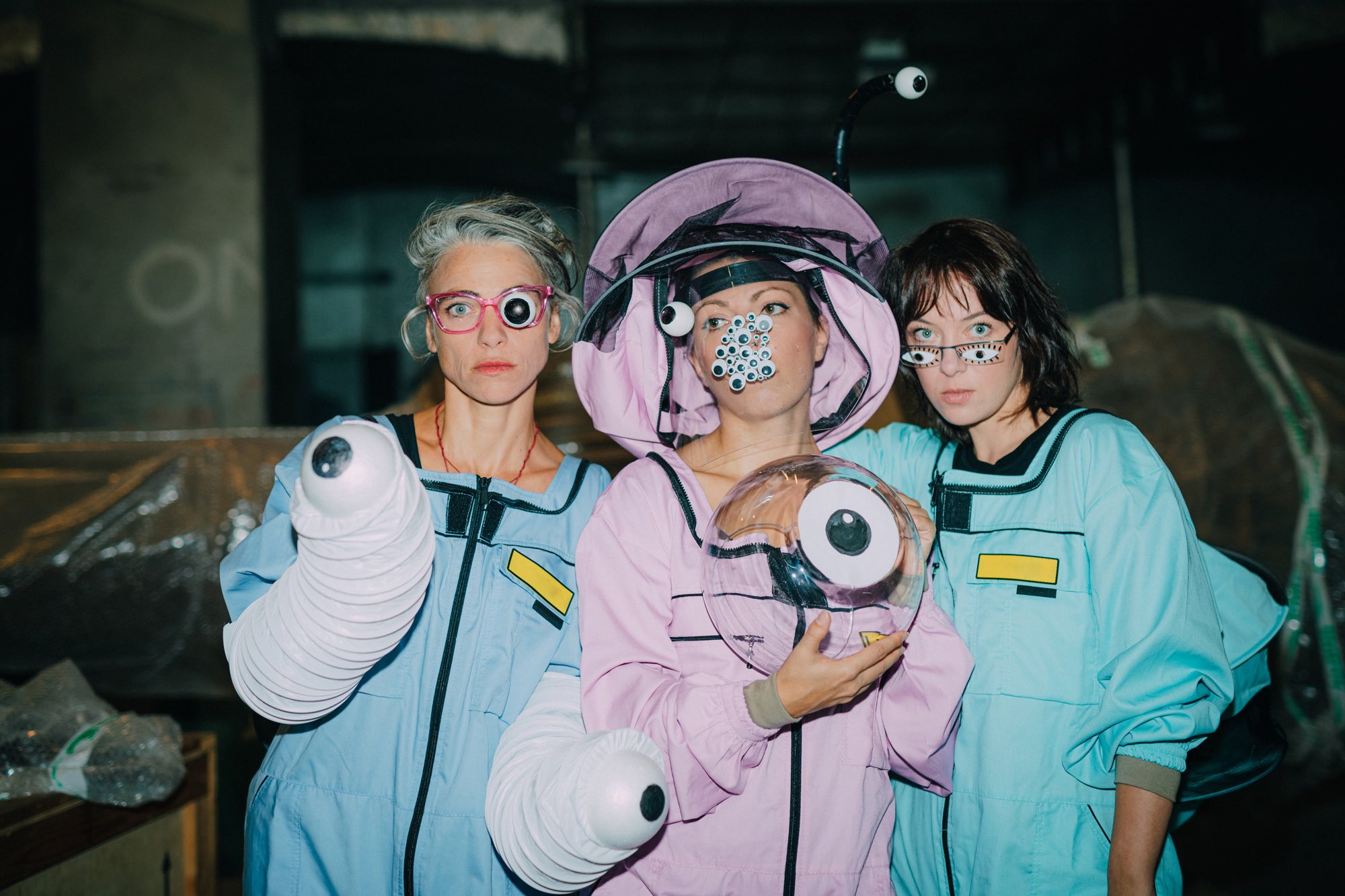 Obsada spektaklu: Zofia Szyrajew, Karolina Lichocińska, Anna Kończal-Bochenek, fot. Klaudyna Schubert
