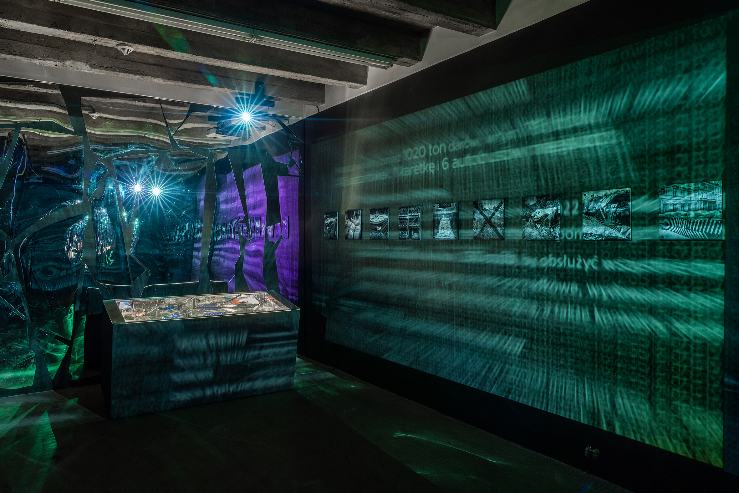 //Aleksander Janicki. Polaków portret własny 2022–2025//, MOCAK, 25.10.2025–15.2.2026, fot. R. Sosin