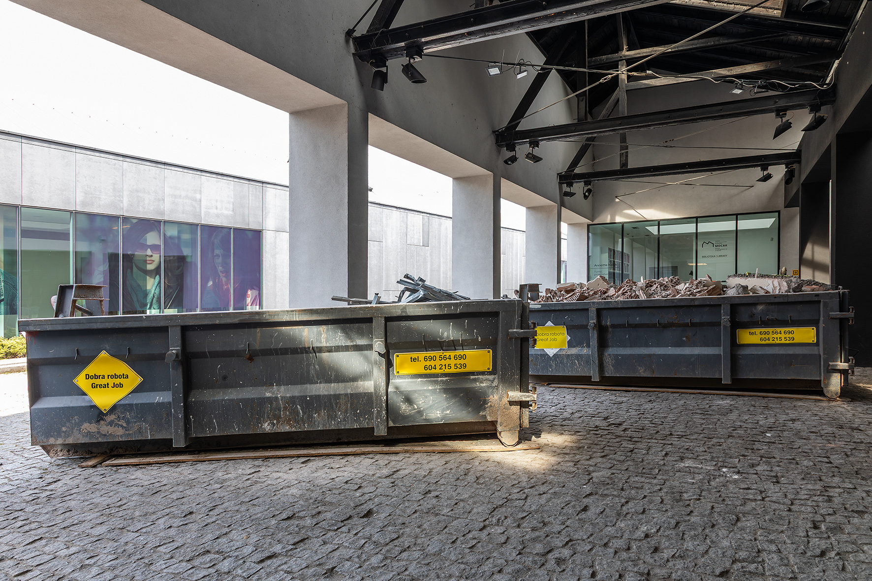 //Marta Romankiv, Dominik Stanisławski, Łukasz Surowiec. Dobra robota//, MOCAK, 7.3–12.4.2026, fot. R. Sosin