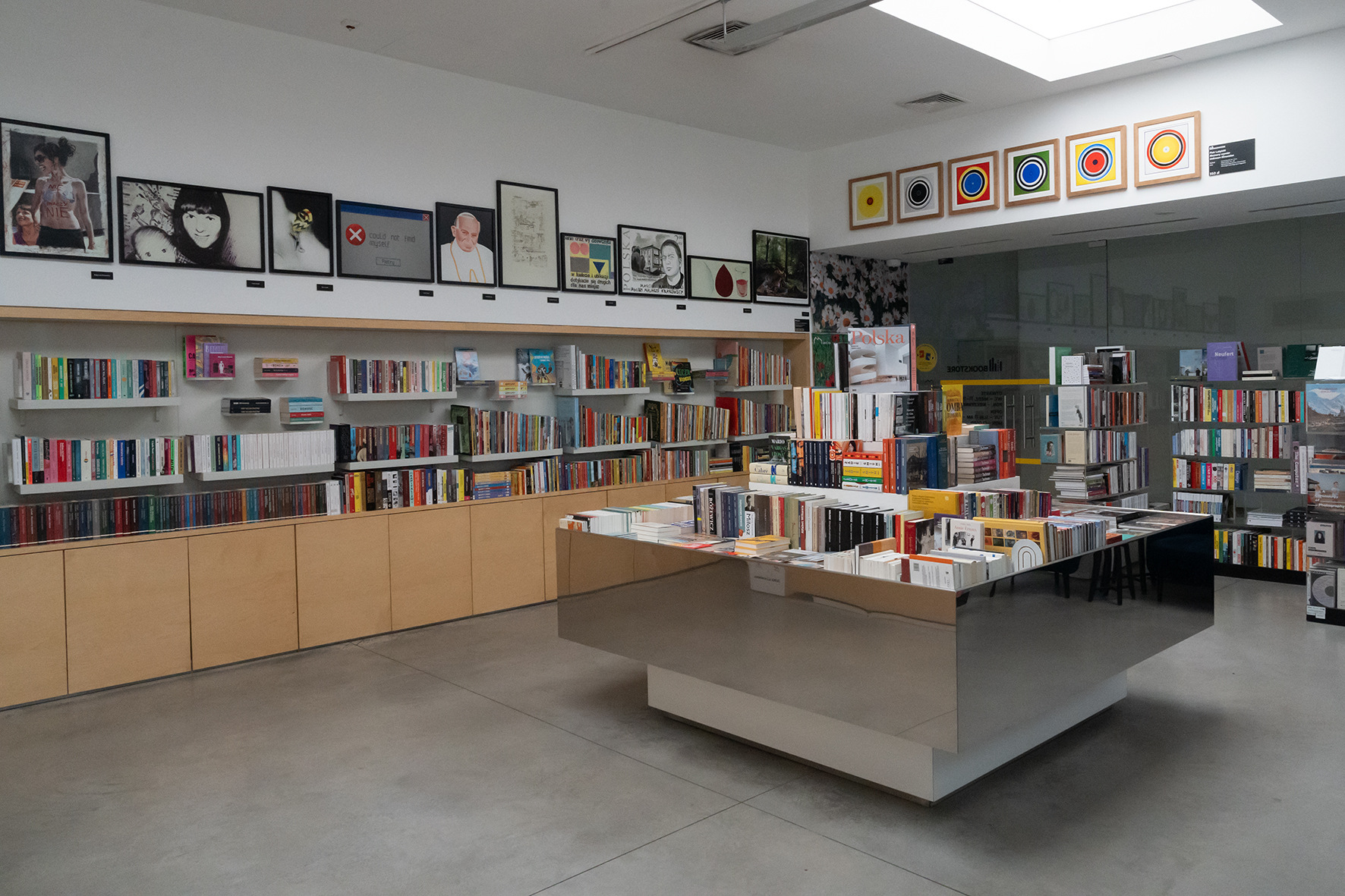 MOCAK Bookstore 2023, fot. R. Sosin