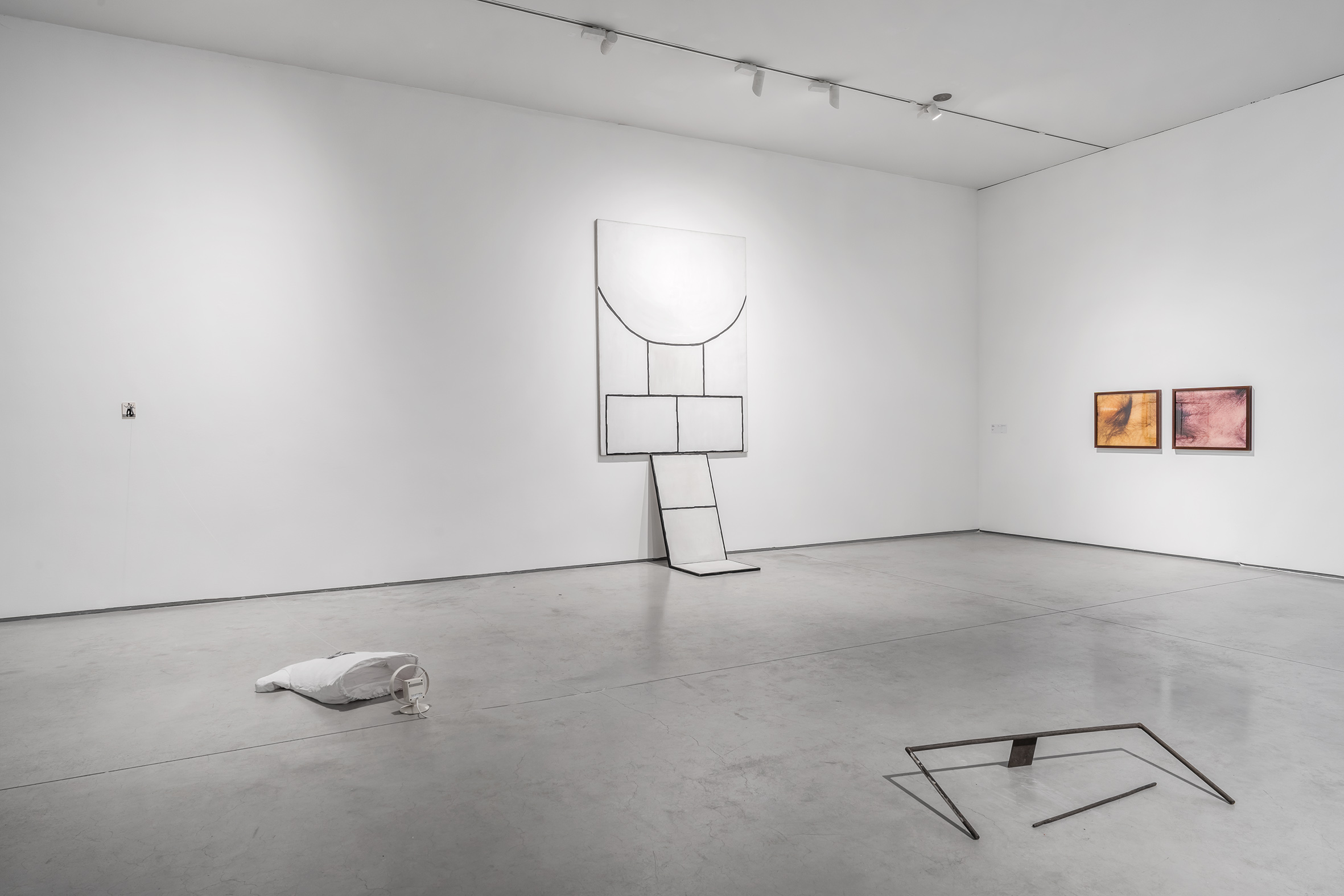Widok wystawy //Stan posiadania. Topografia kolekcji MOCAK-u. Część I// fot. Rafał Sosin