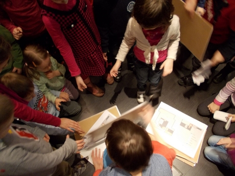 Playing with Books, Photo: Education Department