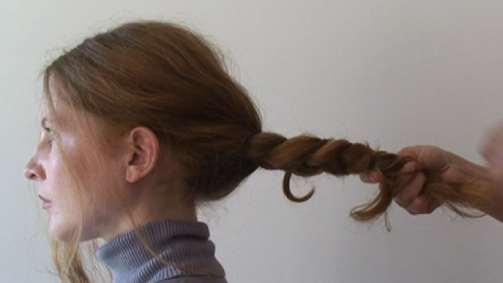 Krystyna Piotrowska, //Jej włosy//, 2011, video, dzięki uprzejmości artystki