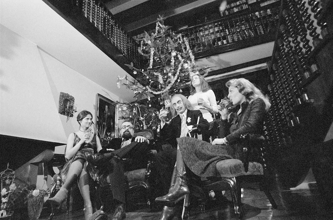 Marian Eile, bez tytułu, z cyklu //Dali rewizytuje Pendereckich//, 1976, fotografia, Archiwum MOCAK-u