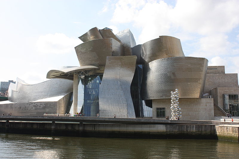 Muzeum Guggenheima w Bilbao, photography Ardfern lic. Creative Commons Attribution-Share Alike 3.0 Unported