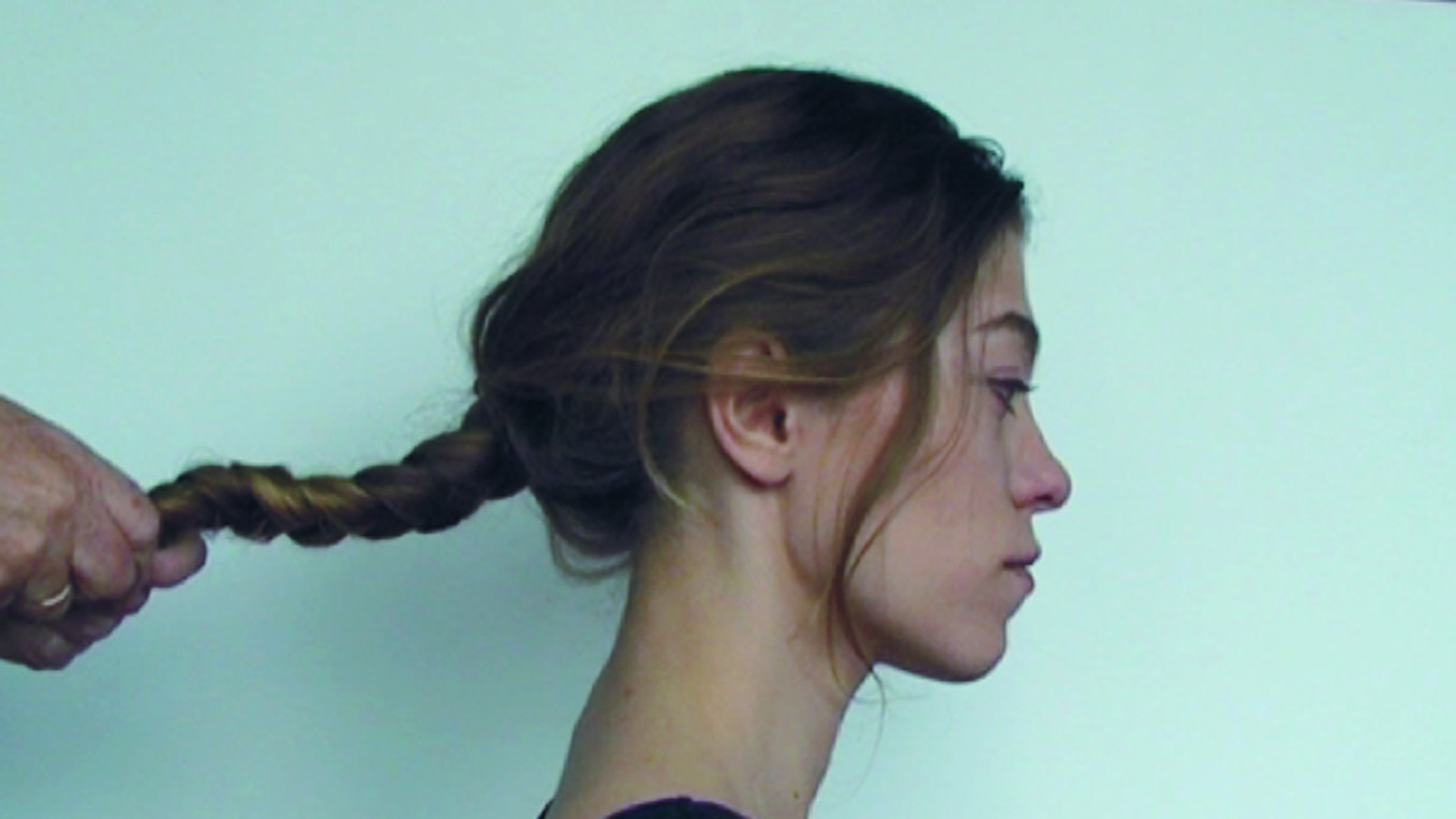 Krystyna Piotrowska, //Jej włosy//, 2011, video, dzięki uprzejmości artystki